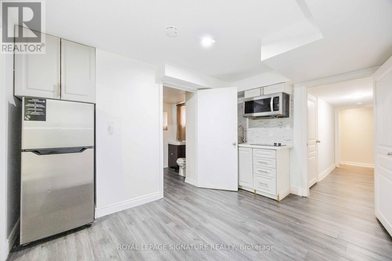 Photo 34 of 189 Algoma Drive, Vaughan ON