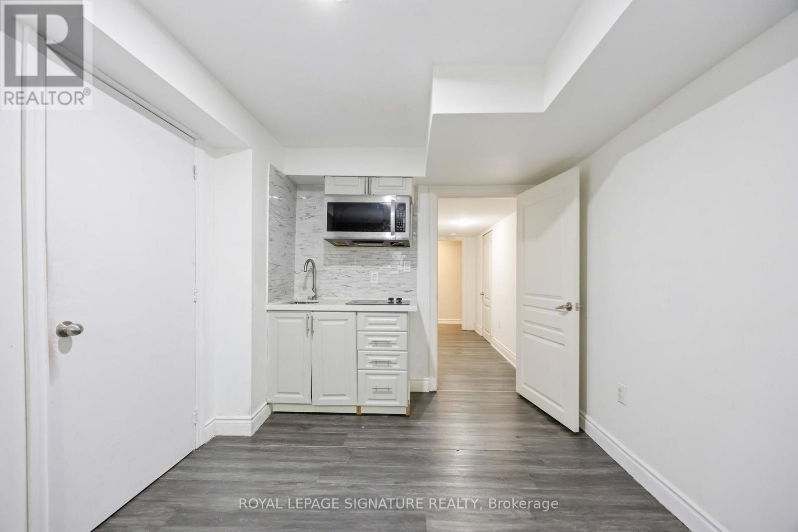 Photo 35 of 189 Algoma Drive, Vaughan ON