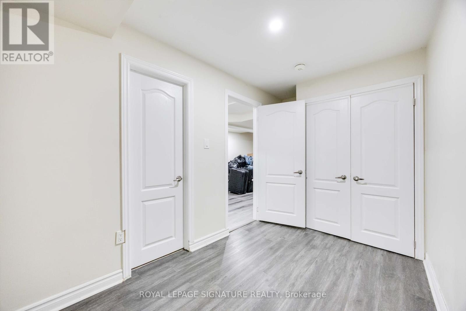 Photo 39 of 189 Algoma Drive, Vaughan ON