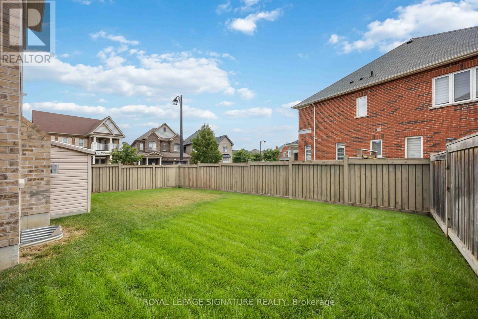 Photo 46 of 189 Algoma Drive, Vaughan ON