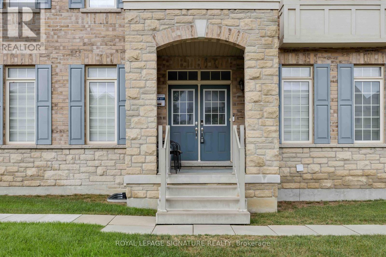 Photo 5 of 189 Algoma Drive, Vaughan ON
