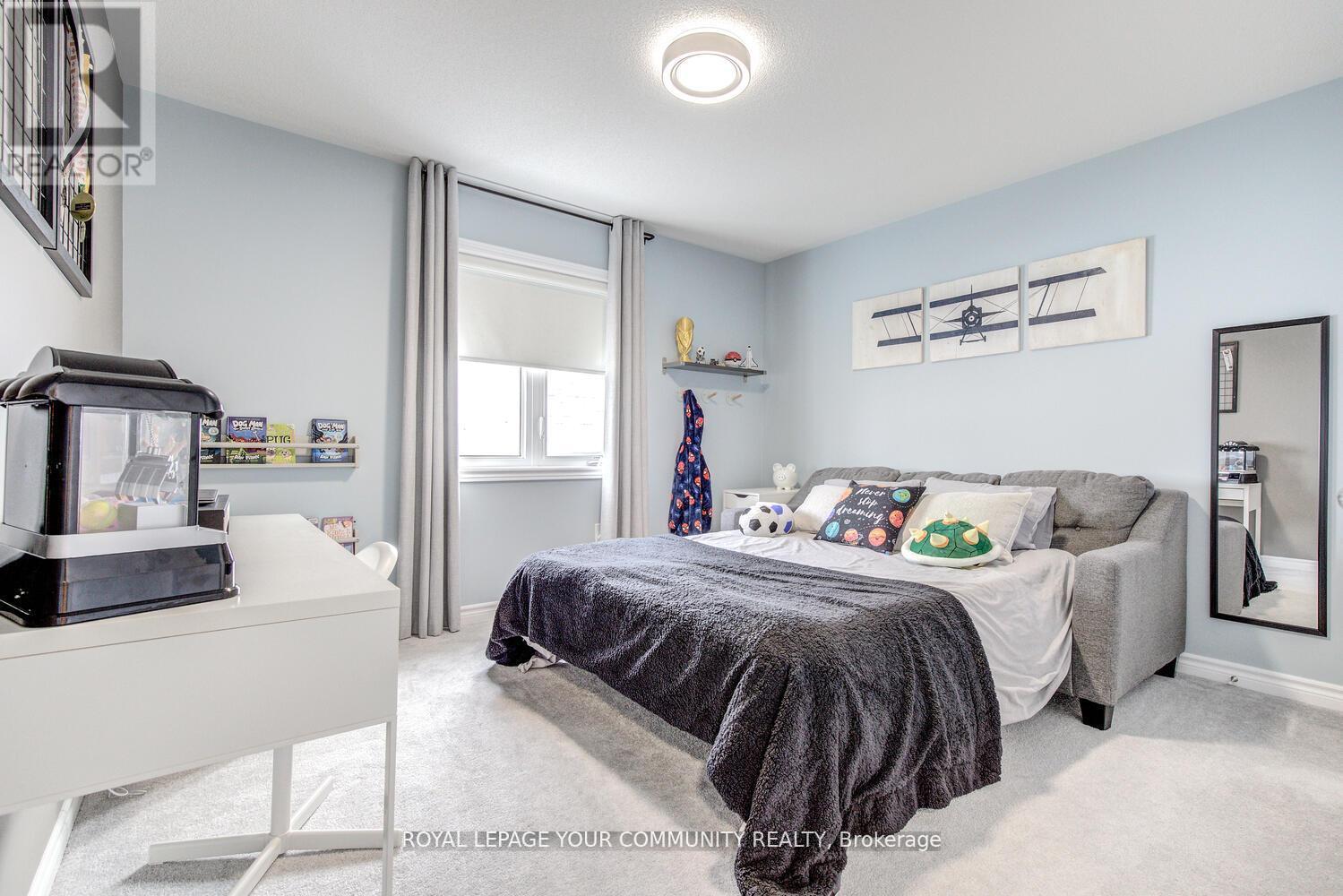 Photo 32 of 953 Barton Way, Innisfil ON