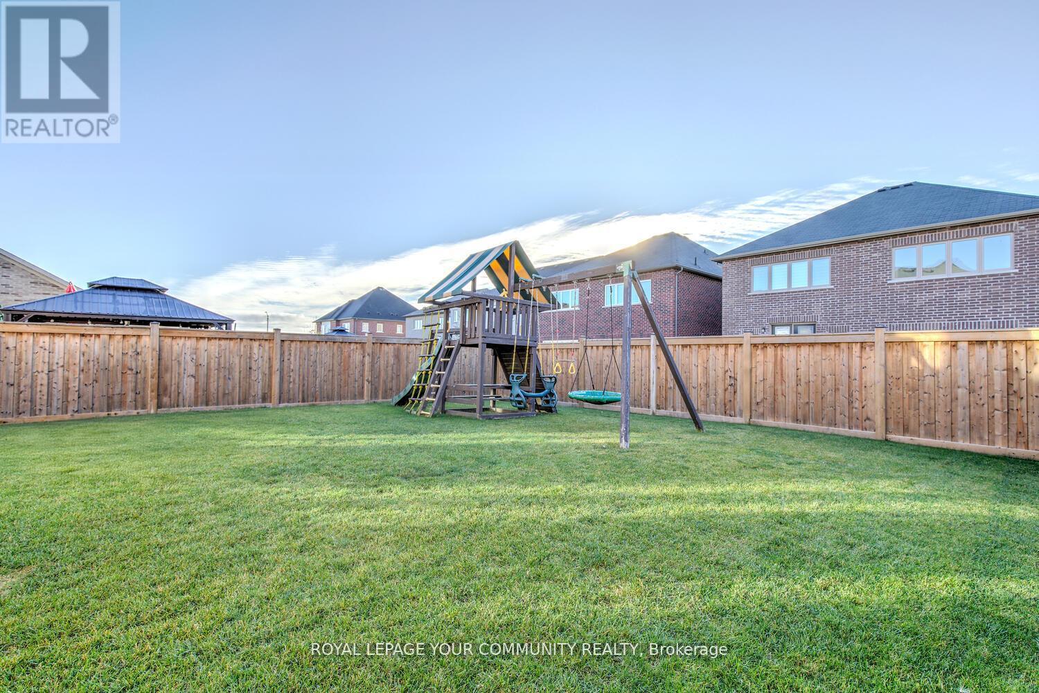 Photo 49 of 953 Barton Way, Innisfil ON