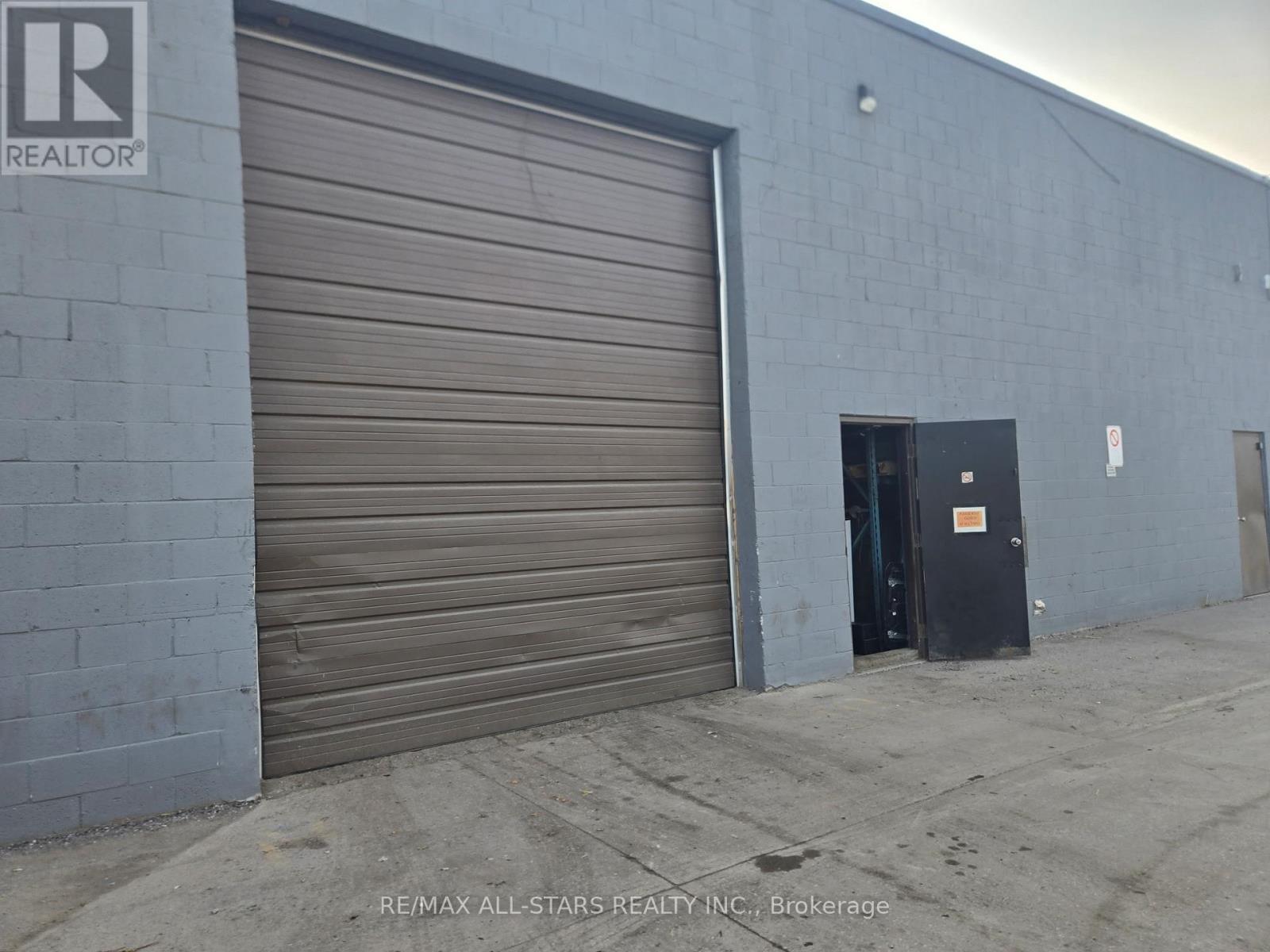 Photo 8 of 7 B 24707 Woodbine Avenue, Georgina ON