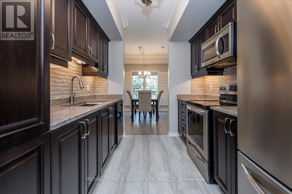 Photo 10 of 301 45 Ferndale Drive S, Barrie ON