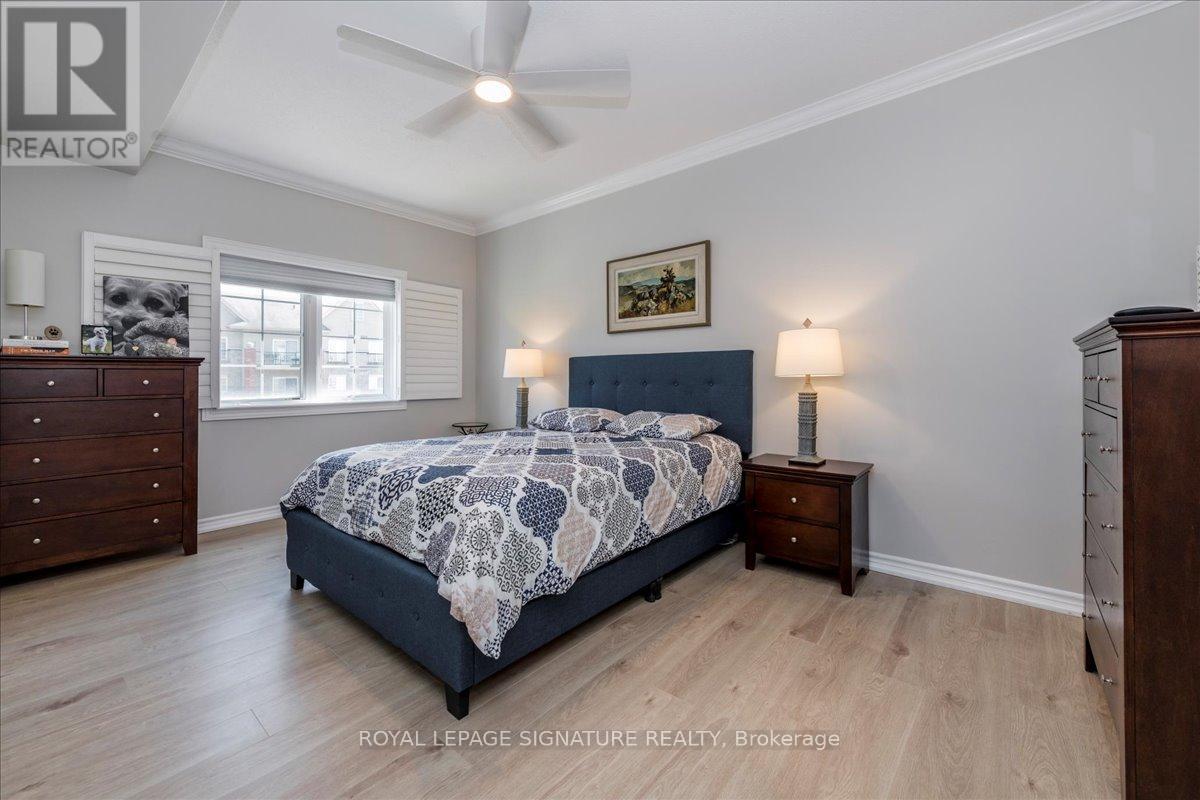 Photo 14 of 301 45 Ferndale Drive S, Barrie ON