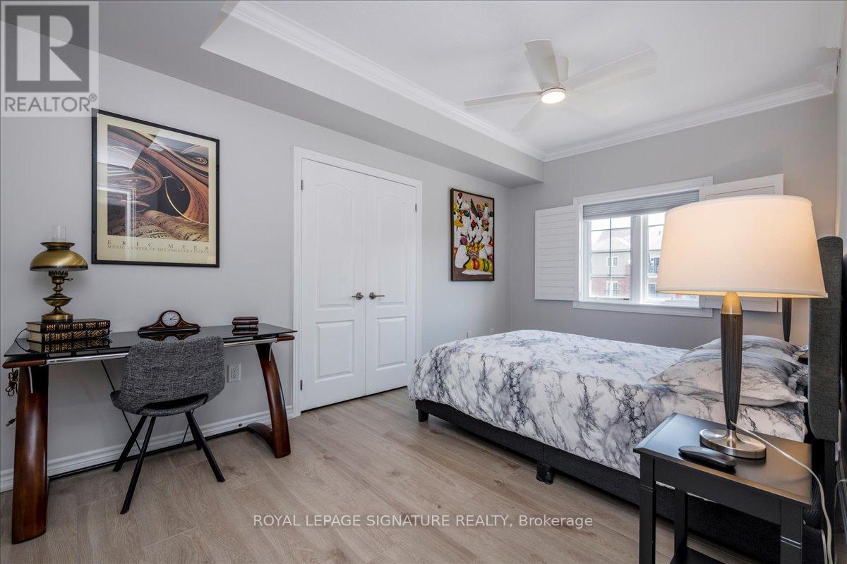 Photo 17 of 301 45 Ferndale Drive S, Barrie ON