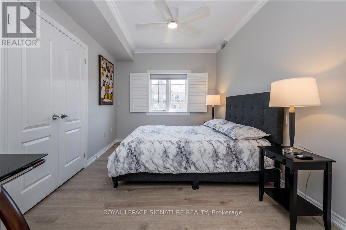 Photo 19 of 301 45 Ferndale Drive S, Barrie ON