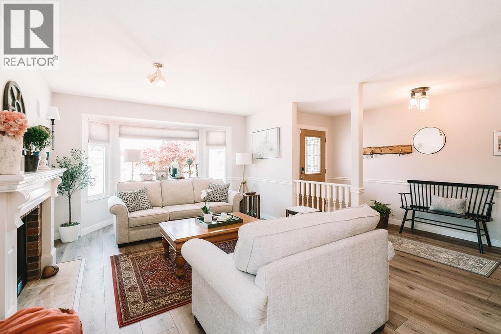 Photo 14 of 12580 Gray Street, Maple Ridge BC