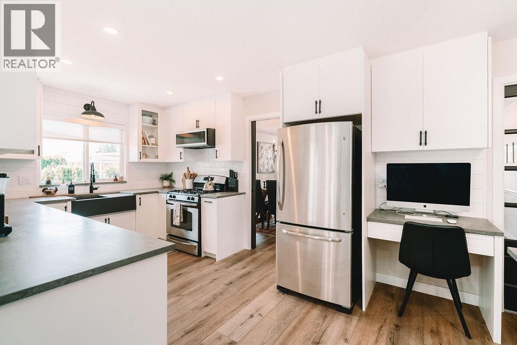 Photo 6 of 12580 Gray Street, Maple Ridge BC