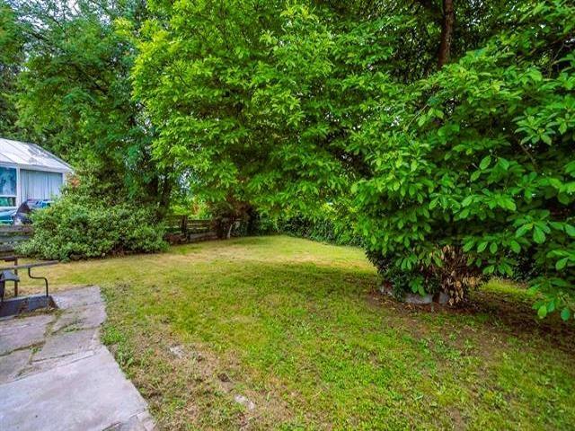 Photo 4 of 2280 Alexander Crescent, Abbotsford BC