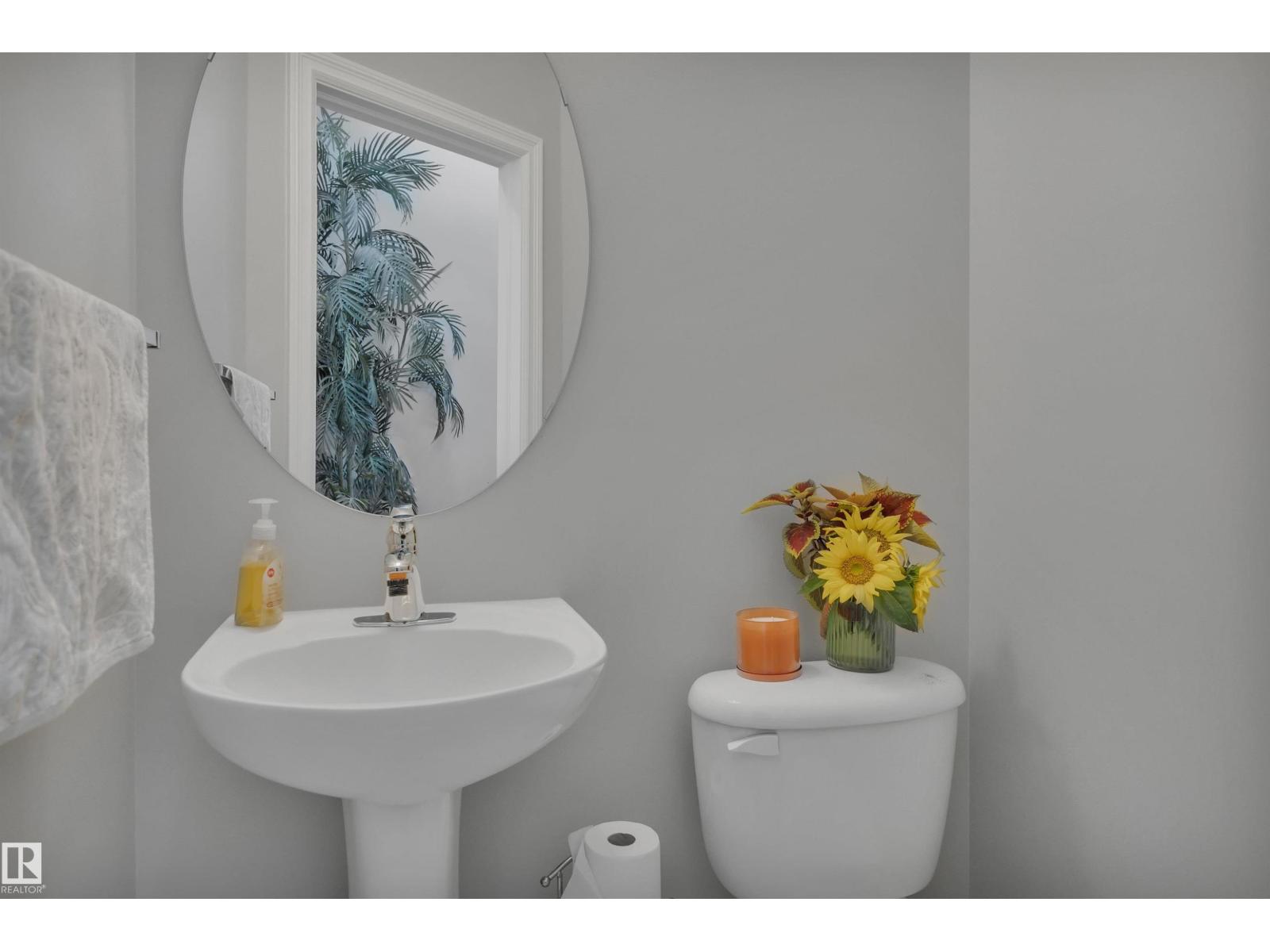 Photo 21 of 8739 178 Av Nw, Edmonton AB