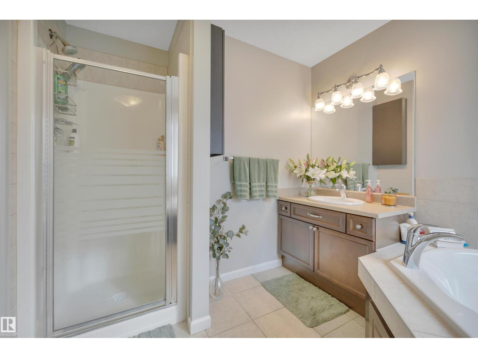 Photo 32 of 8739 178 Av Nw, Edmonton AB