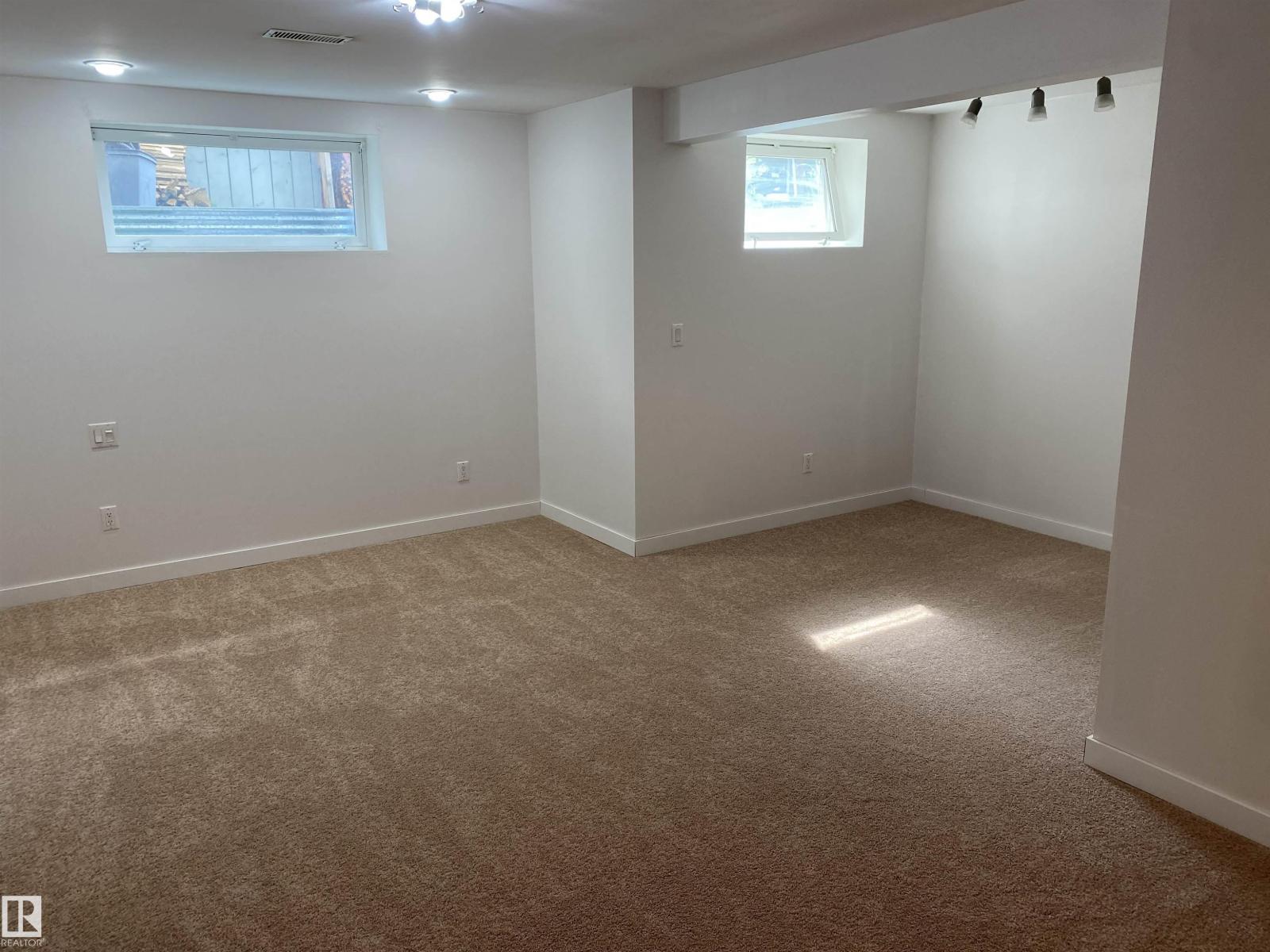 Photo 42 of 8739 178 Av Nw, Edmonton AB