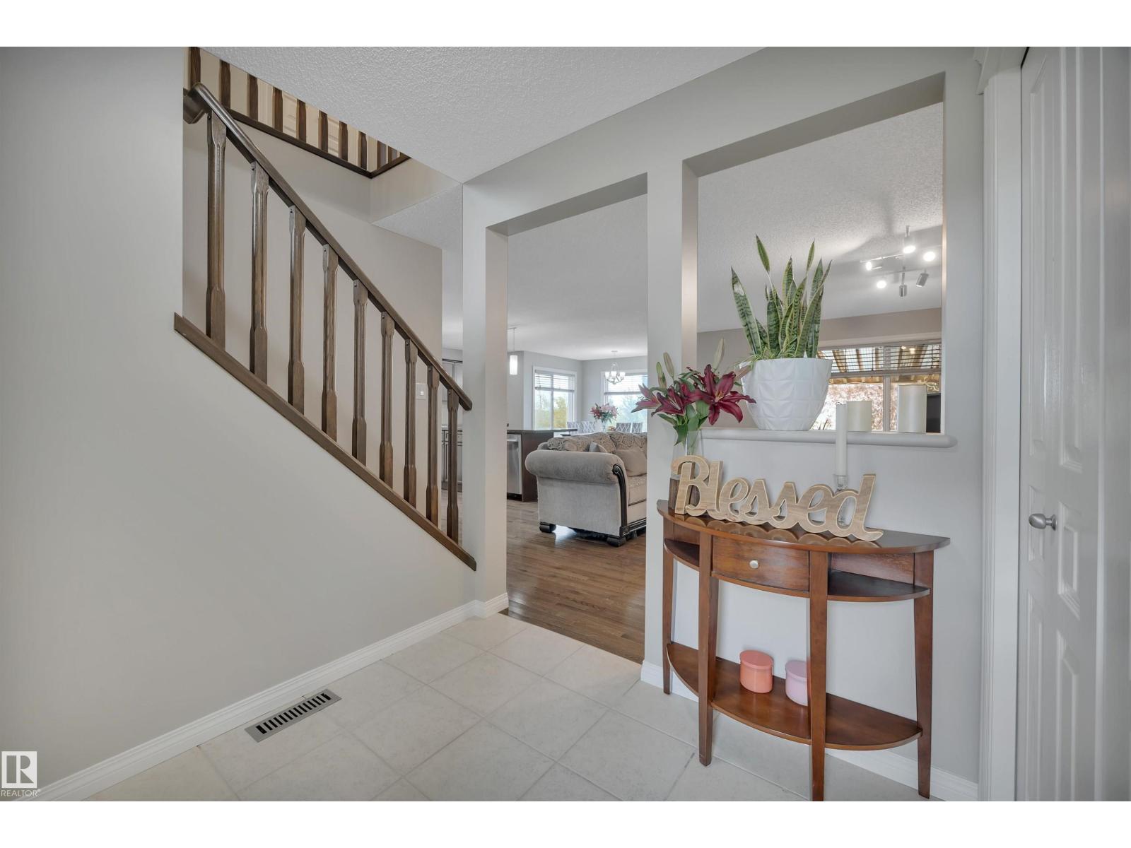 Photo 6 of 8739 178 Av Nw, Edmonton AB