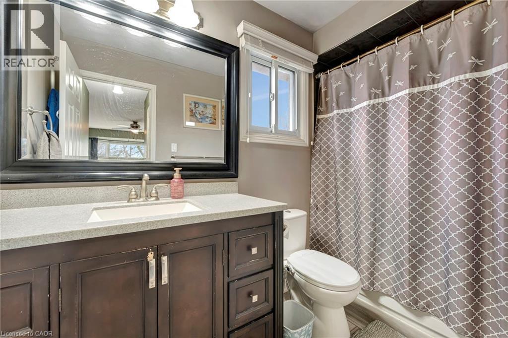 Photo 18 of 259 Haddington Street, Caledonia ON