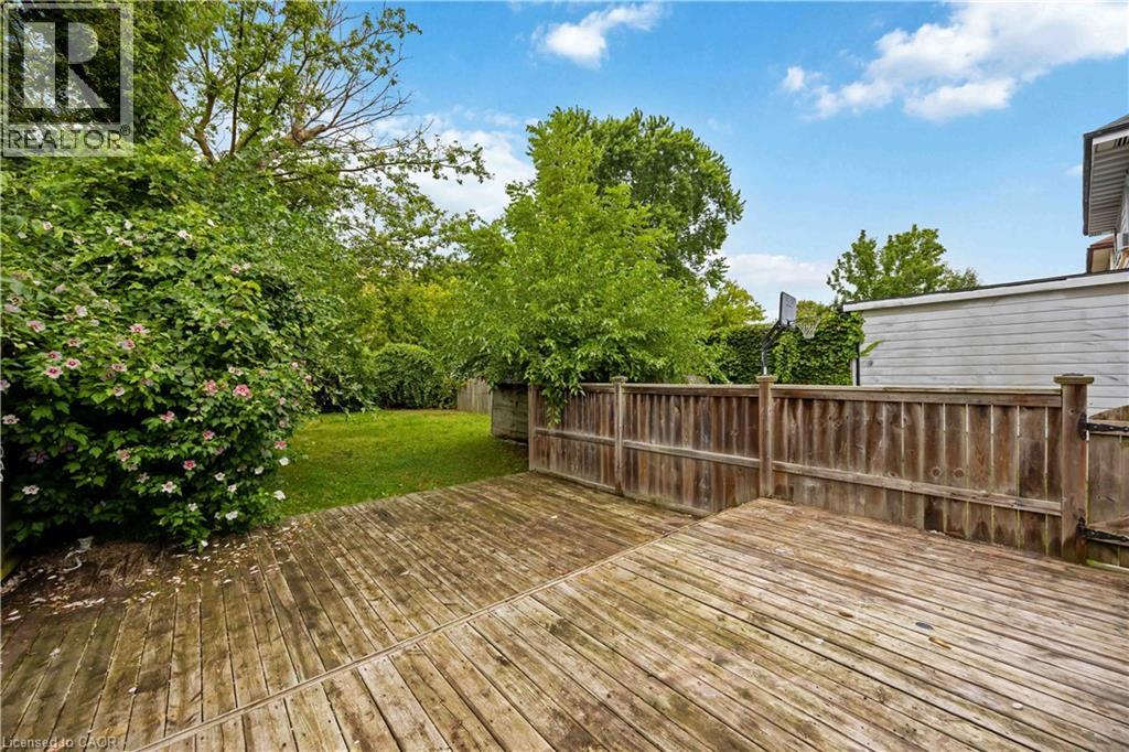Photo 32 of 173 Brock Street S, Sarnia ON