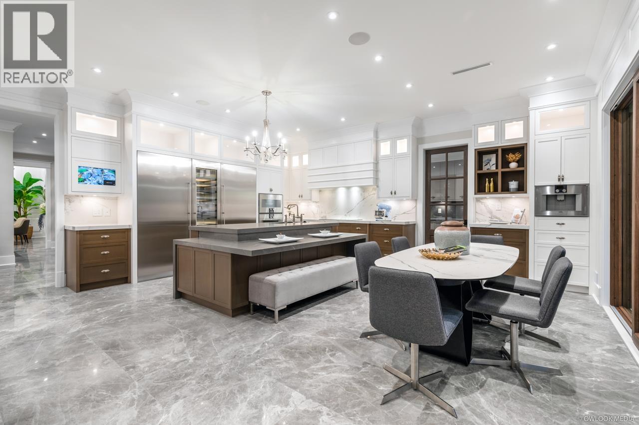 7680 GLACIER Crescent, Richmond