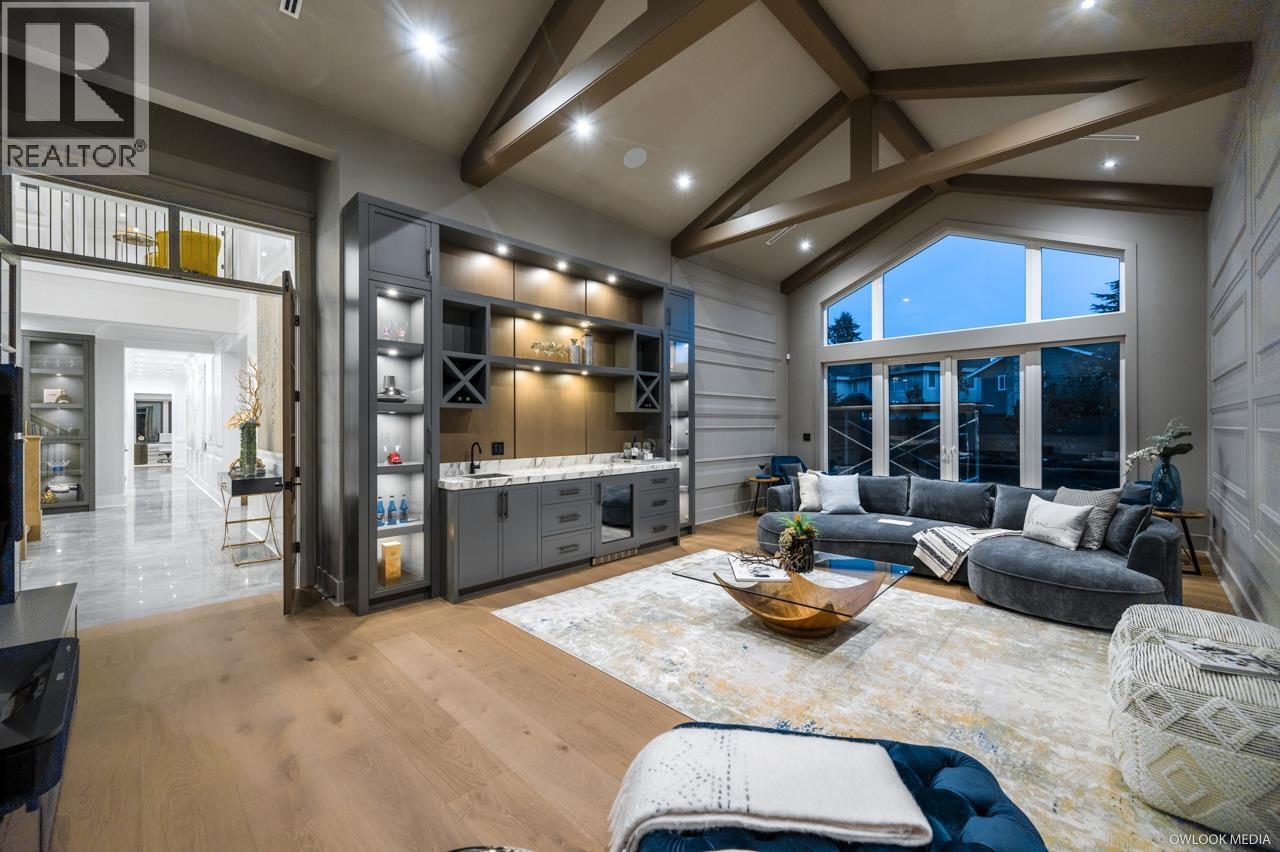 7680 GLACIER Crescent, Richmond