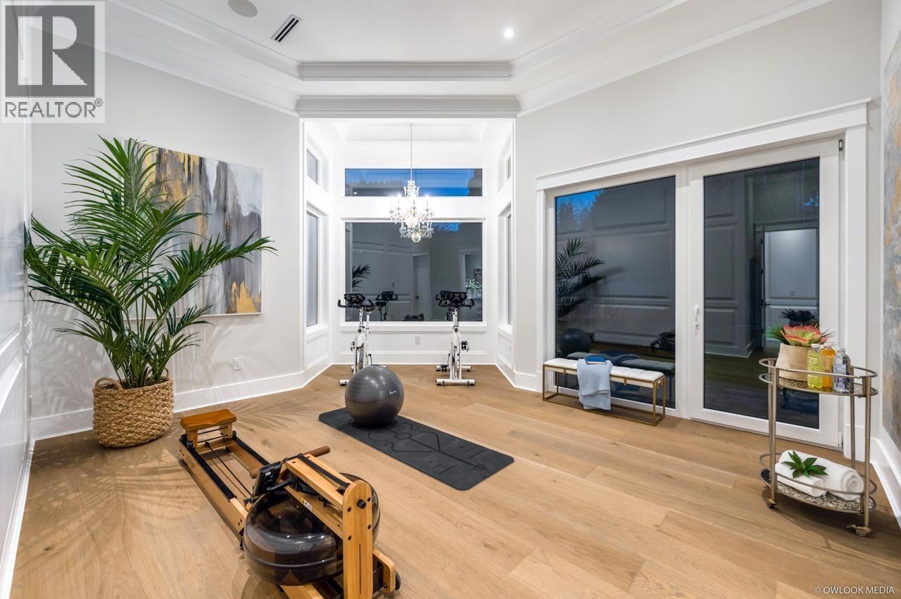 7680 GLACIER Crescent, Richmond