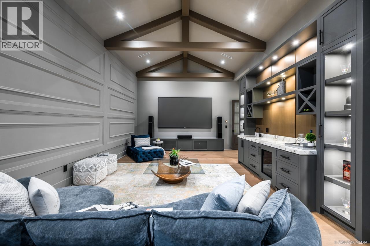 7680 GLACIER Crescent, Richmond