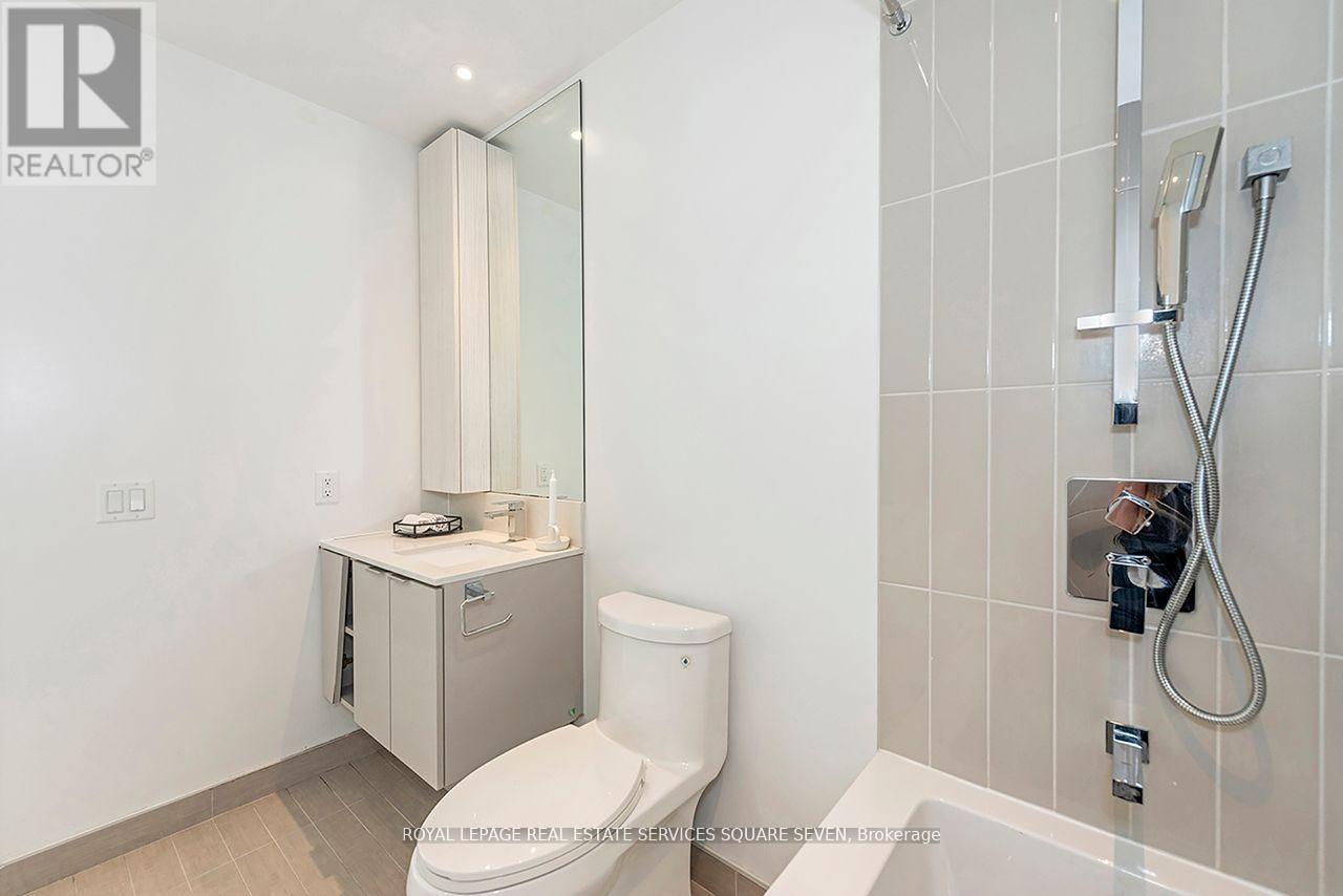 Photo 36 of 4605 3883 Quartz Road, Mississauga ON