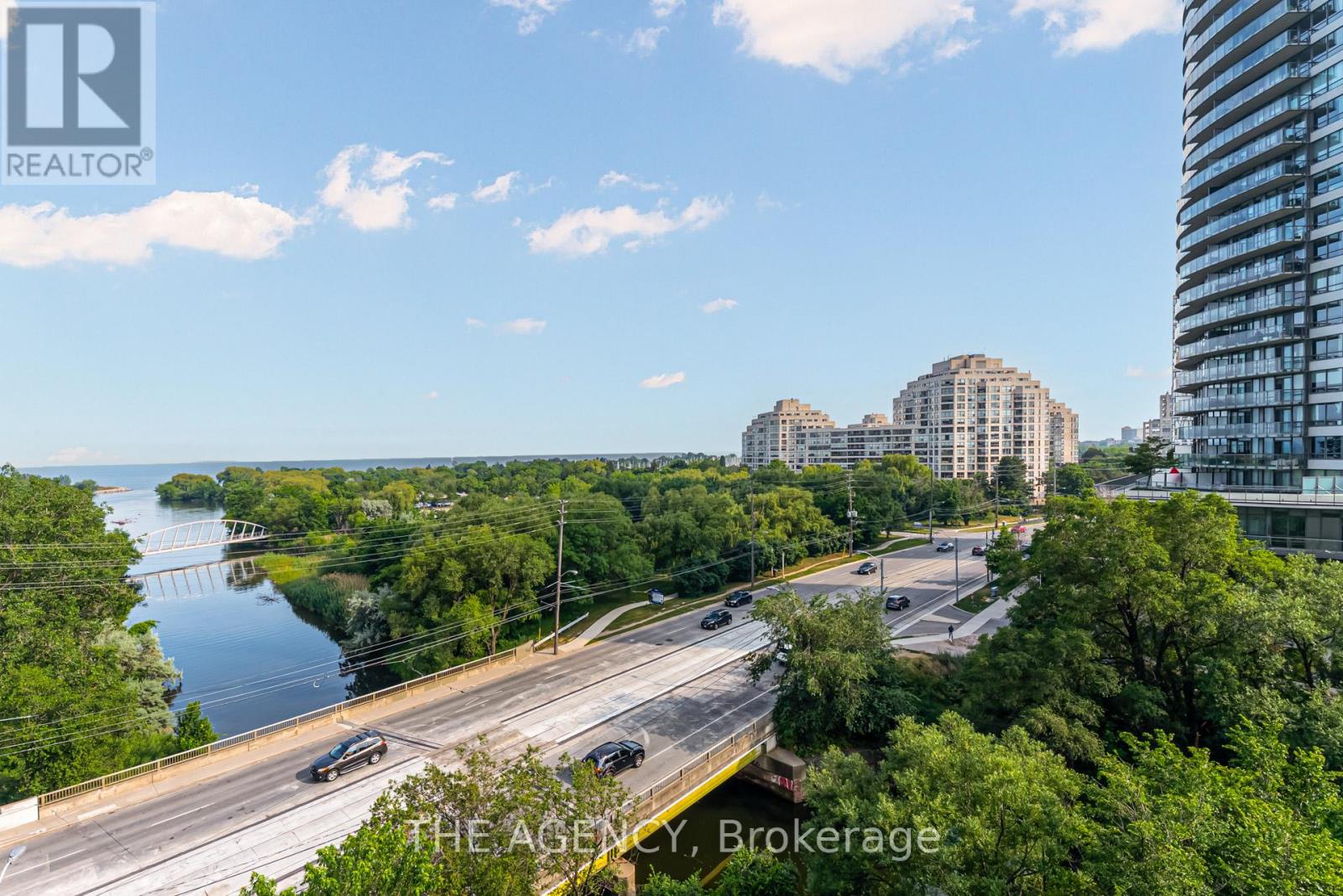 Photo 18 of 815 2212 Lake Shore Boulevard, Toronto ON