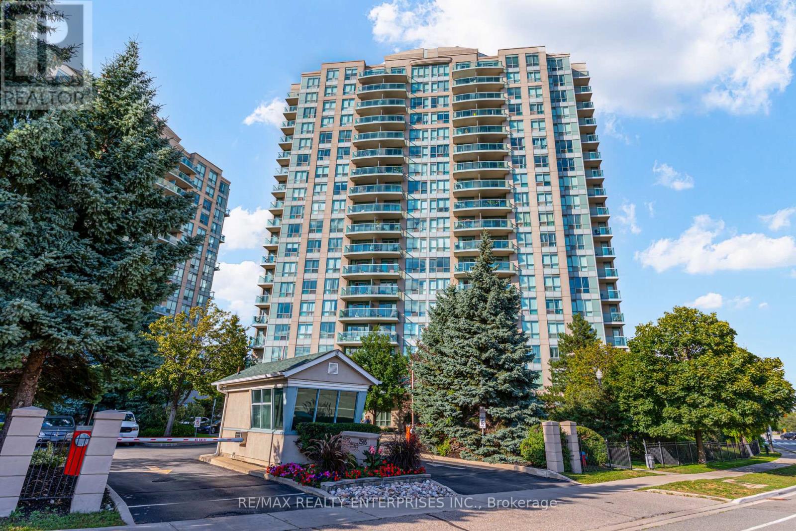 Photo 4 of 1511 2545 Erin Centre Boulevard, Mississauga ON