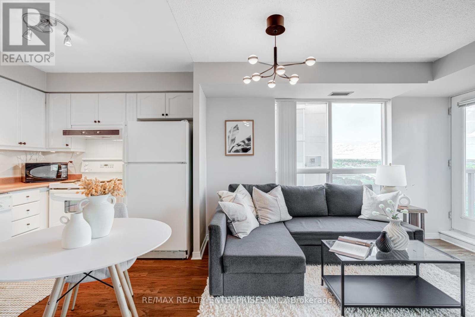 Photo 15 of 1511 2545 Erin Centre Boulevard, Mississauga ON