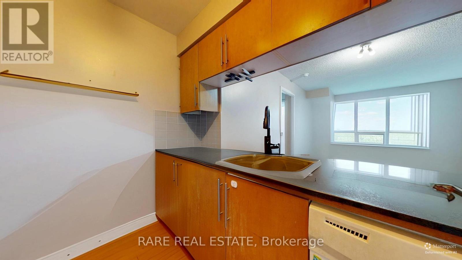 Photo 8 of 1557 25 Viking Lane, Toronto ON