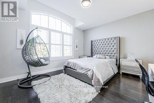 Photo 19 of 16 Dairymaid Road, Brampton ON