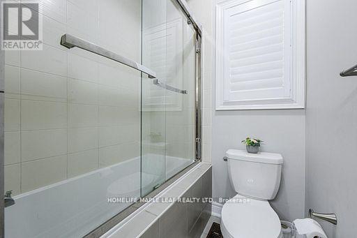 Photo 25 of 16 Dairymaid Road, Brampton ON