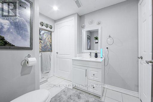 Photo 39 of 16 Dairymaid Road, Brampton ON