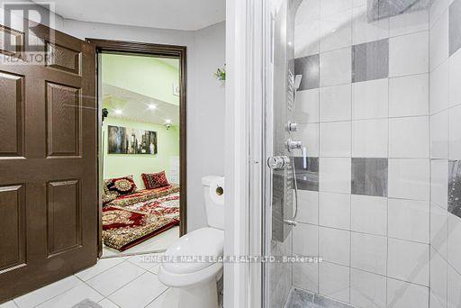 Photo 41 of 16 Dairymaid Road, Brampton ON