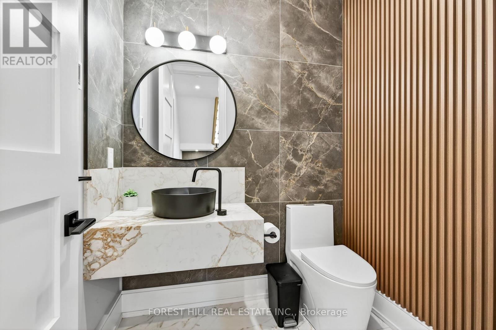 Photo 8 of 221 Morden Road, Oakville ON