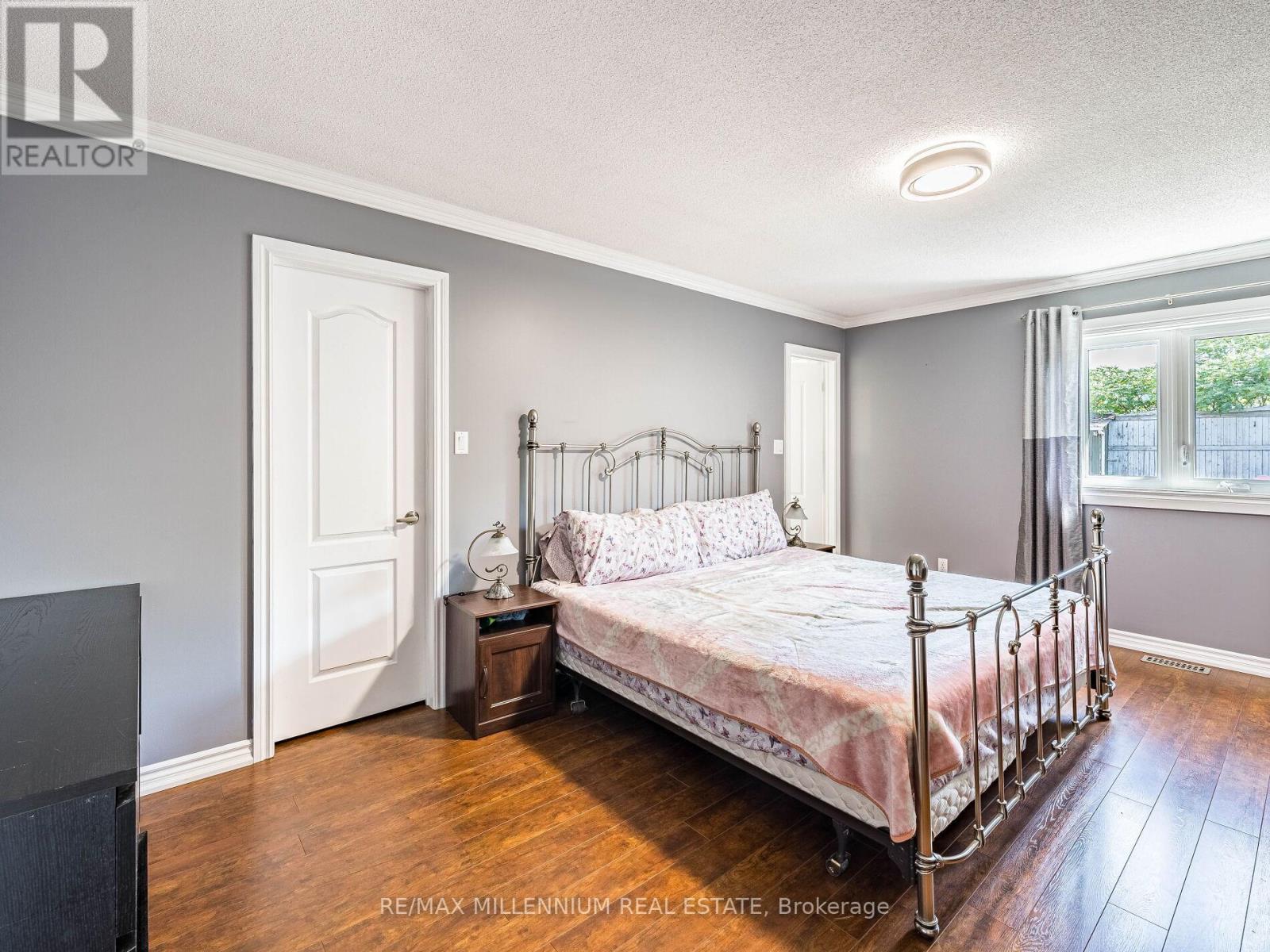 Photo 3 of 84 Grapevine Road, Caledon ON