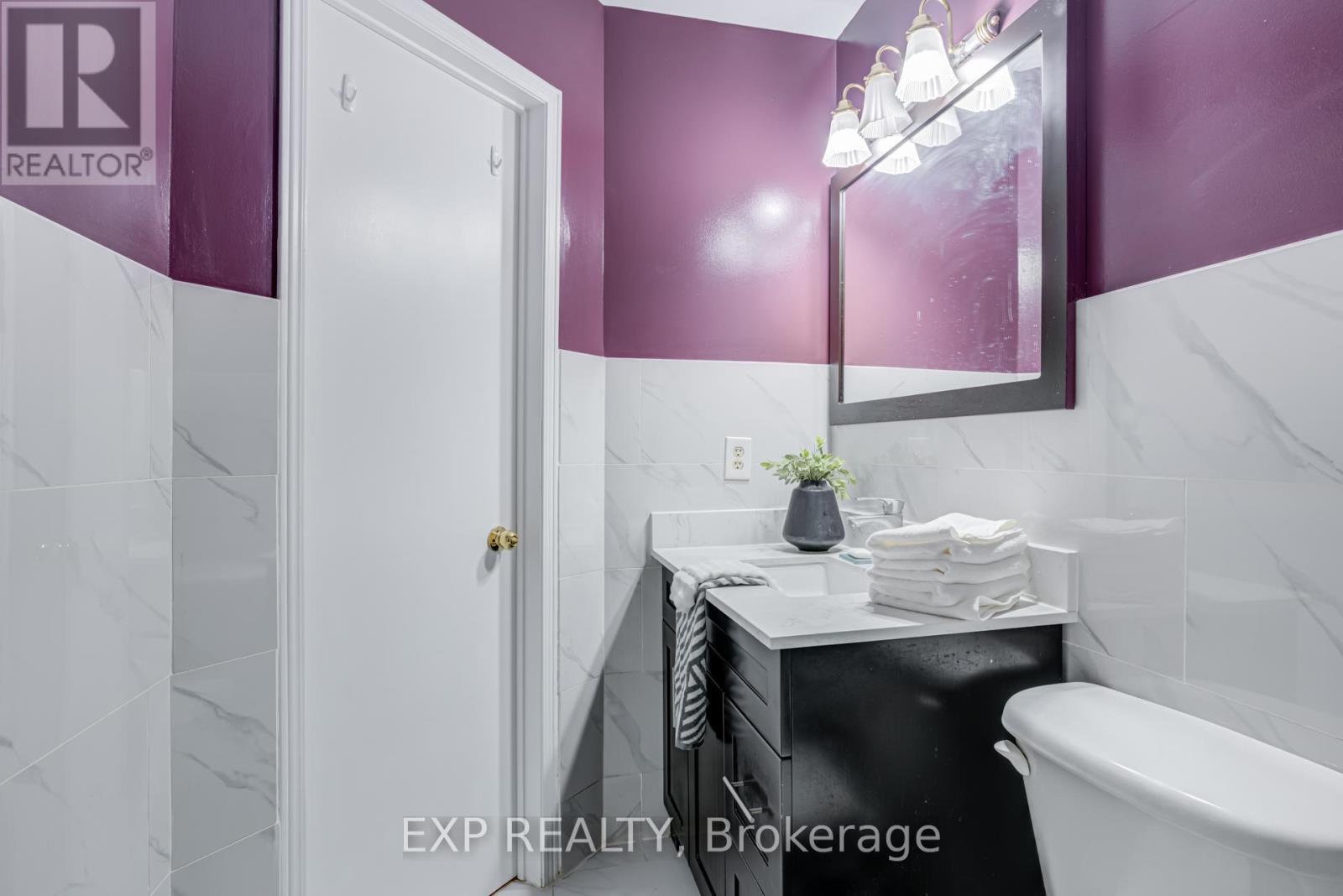 Photo 19 of 3283 Bobwhite Mews, Mississauga ON