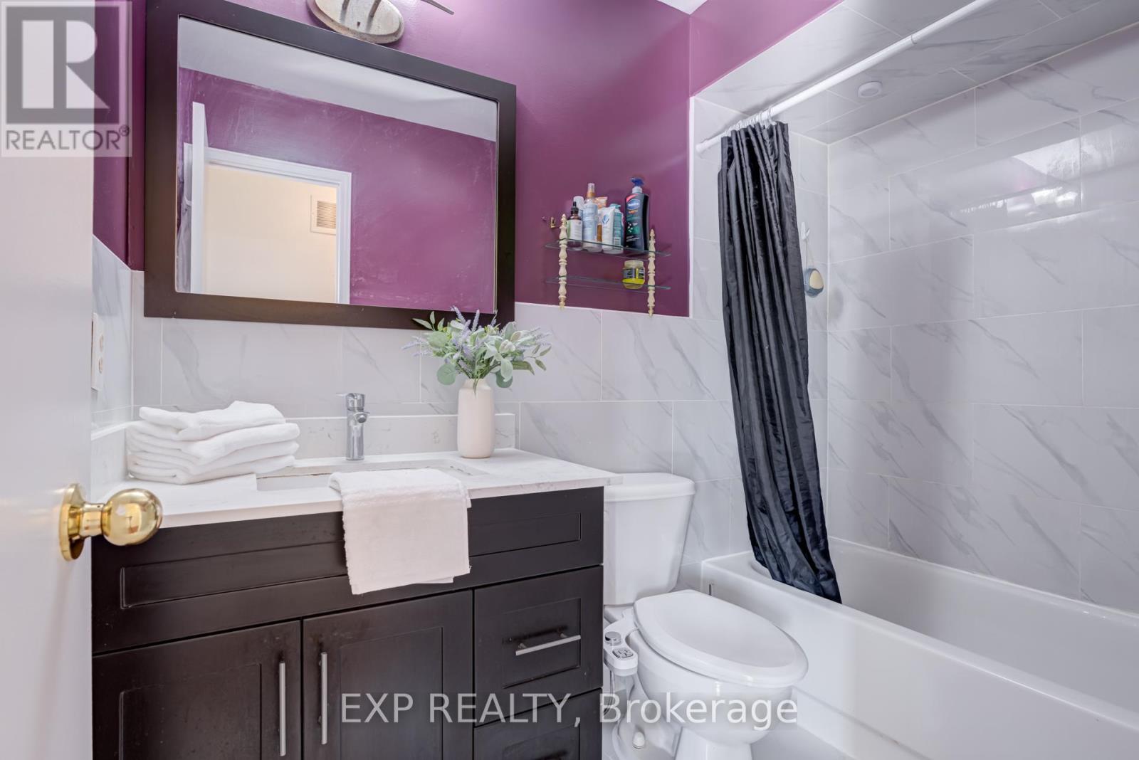 Photo 25 of 3283 Bobwhite Mews, Mississauga ON