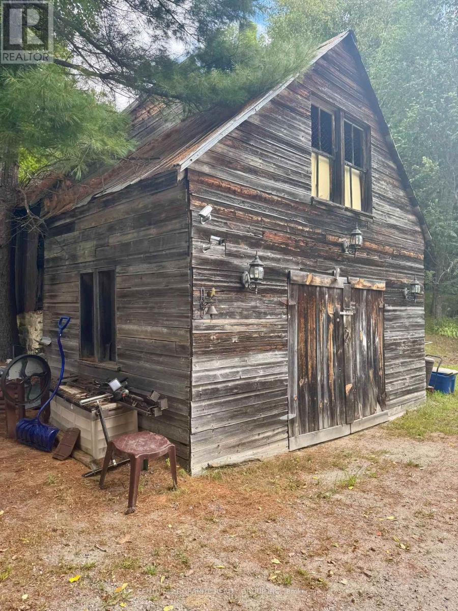 1641 BOULTER ROAD - 15
