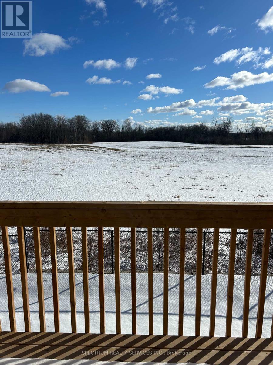 Photo 12 of 148 Bloomfield Crescent, Cambridge ON