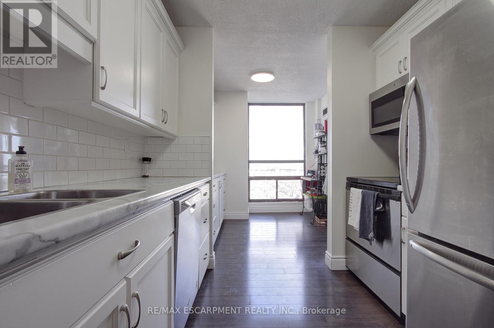 Photo 19 of 1406 222 Jackson Street W, Hamilton ON