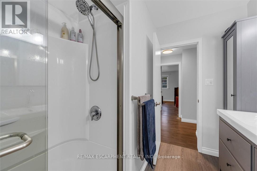 Photo 14 of 5073 Charles Street, Lincoln ON