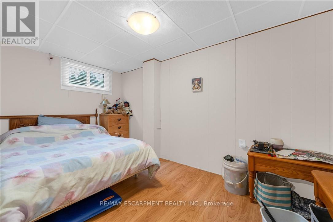 Photo 20 of 5073 Charles Street, Lincoln ON
