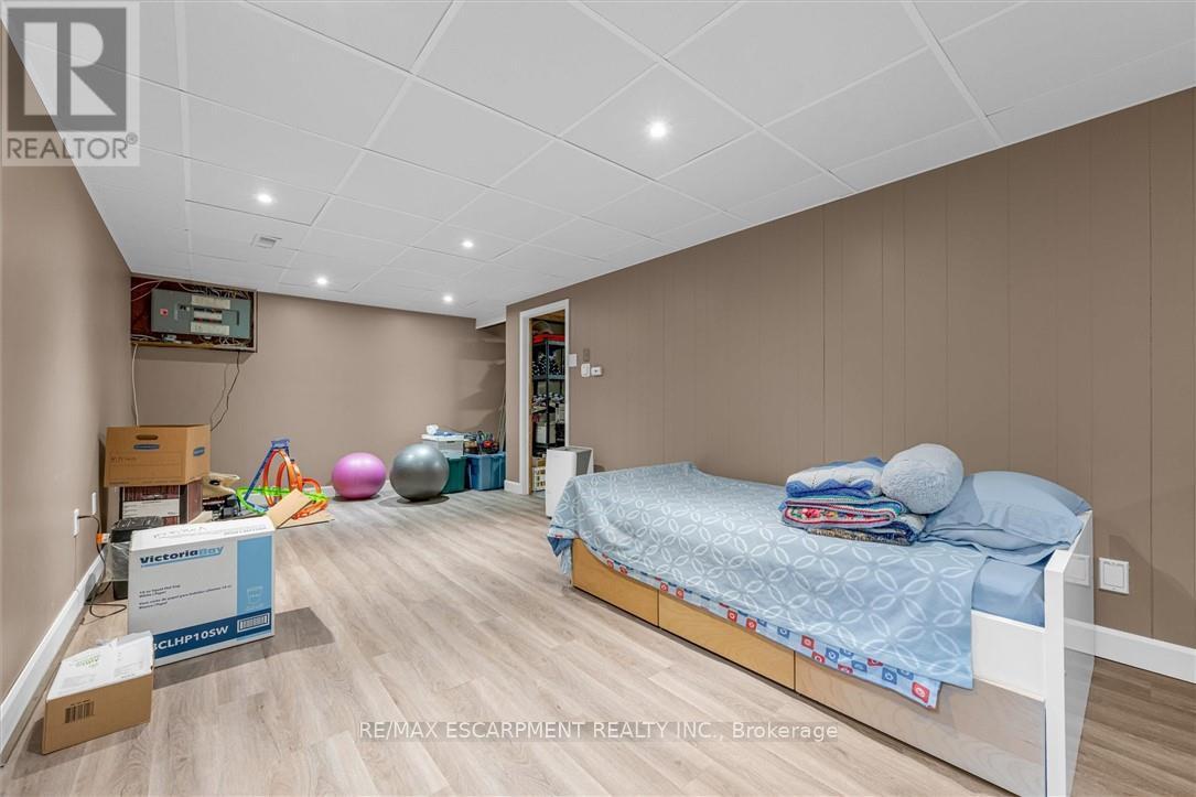 Photo 22 of 5073 Charles Street, Lincoln ON