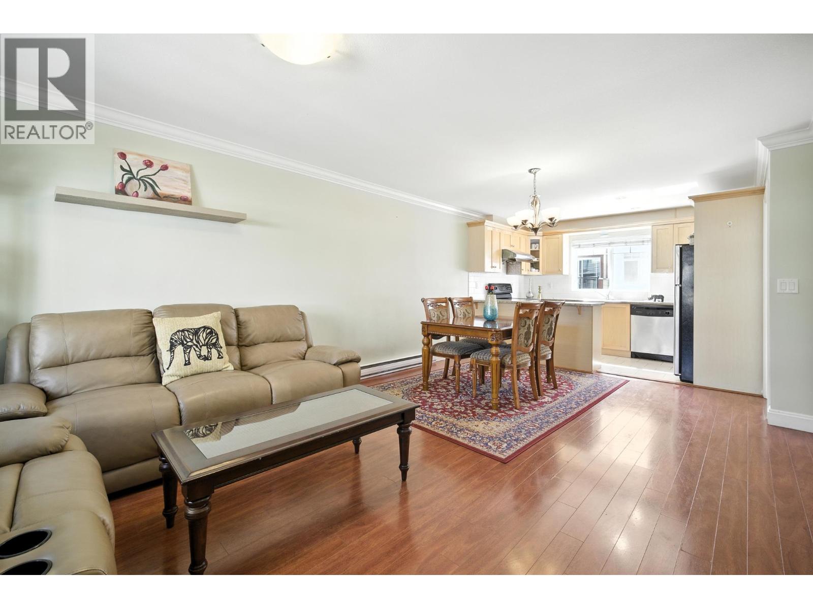 Photo 8 of 3 9800 Alberta Road, Richmond BC