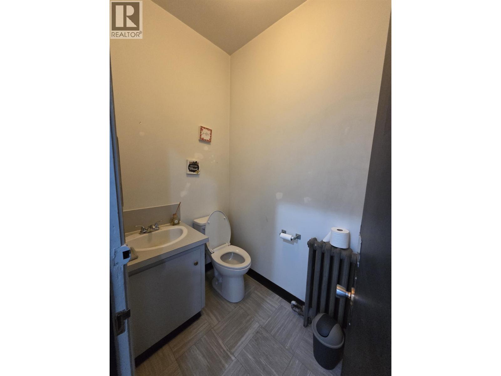 Photo 13 of Top Flr 1210 3rd Avenue, Prince George BC