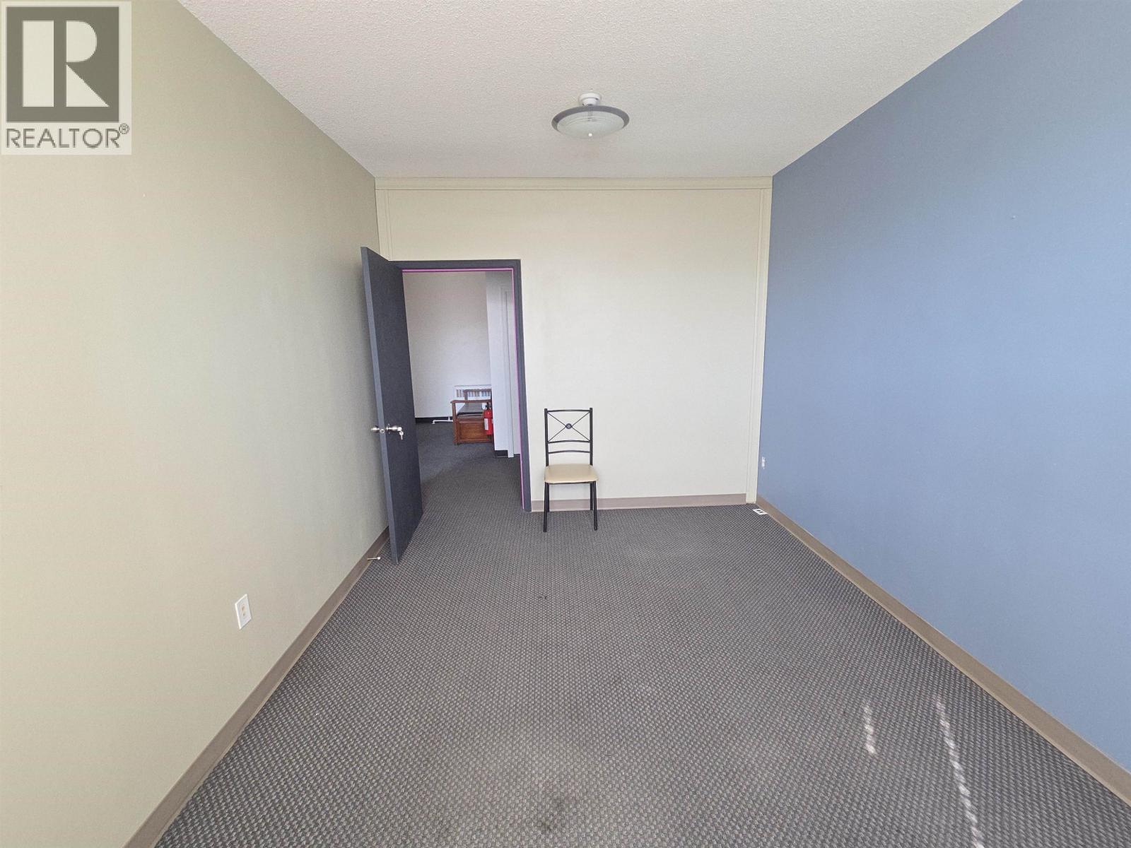 Photo 18 of Top Flr 1210 3rd Avenue, Prince George BC