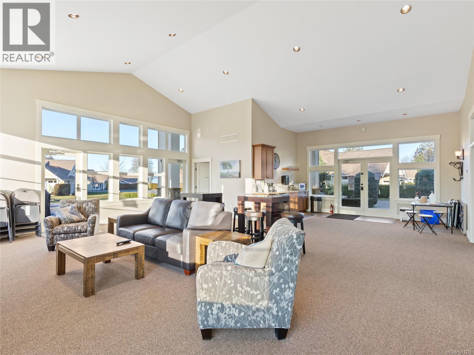 Photo 54 of 43 5251 Island Hwy, Qualicum Beach BC