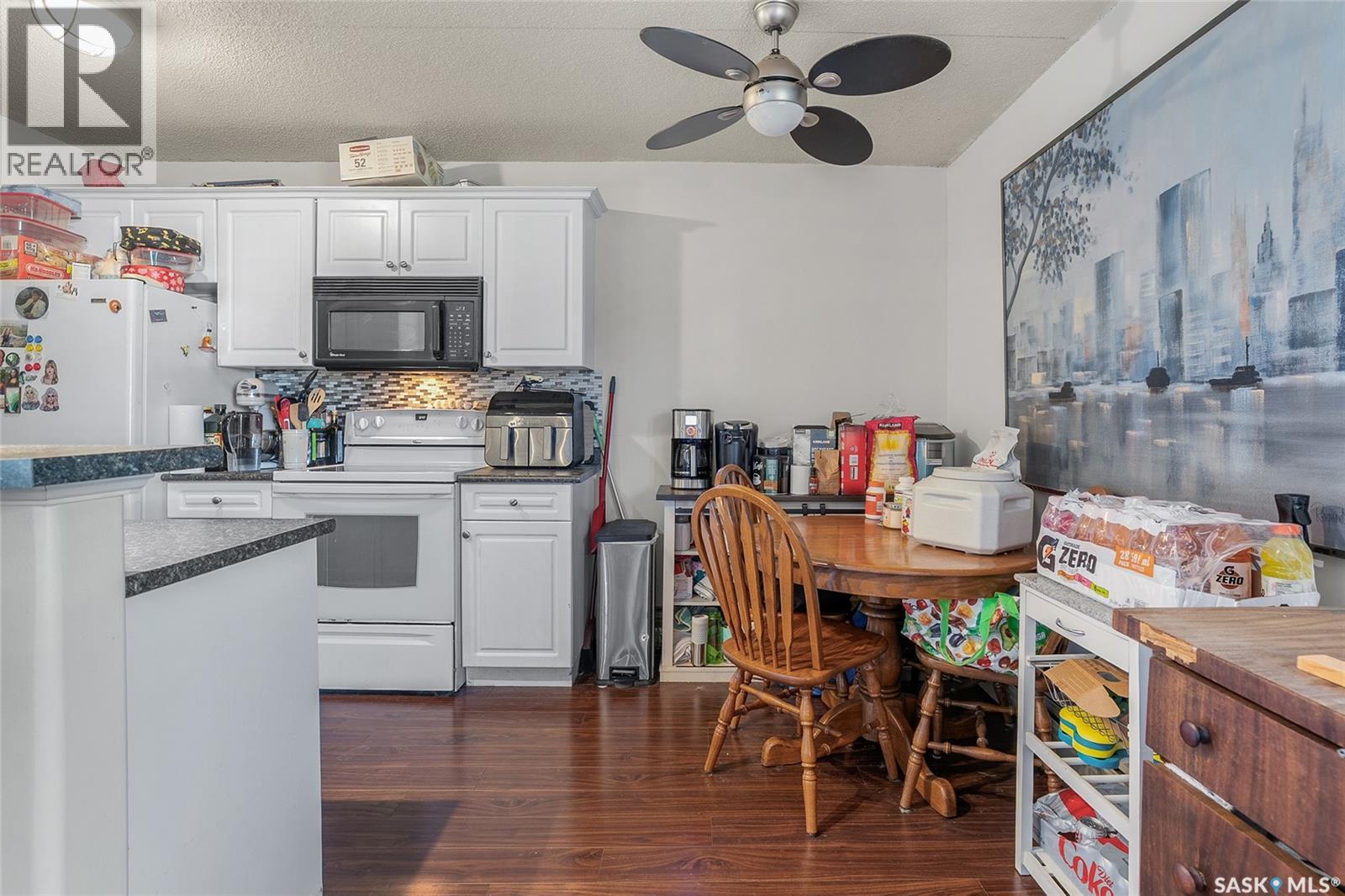 Photo 8 of 11 20 Assiniboine Drive, Saskatoon SK