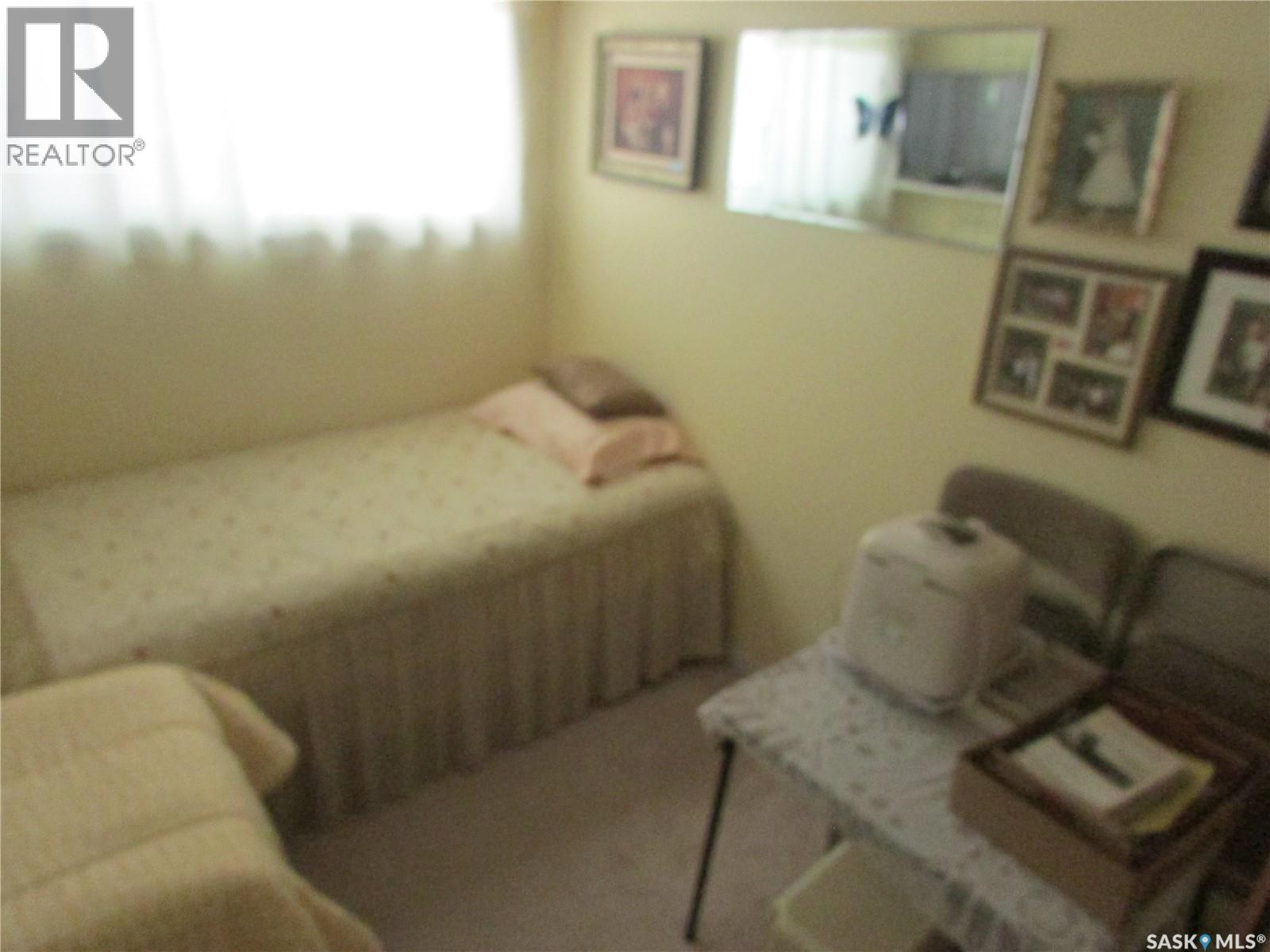Photo 10 of 84 Coldwell Road, Regina SK